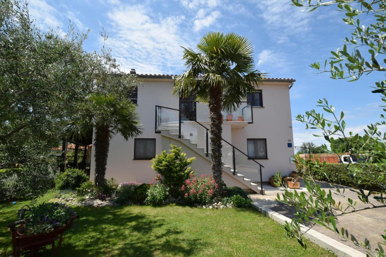 מאלינסקה Apartments Aki מראה חיצוני תמונה
