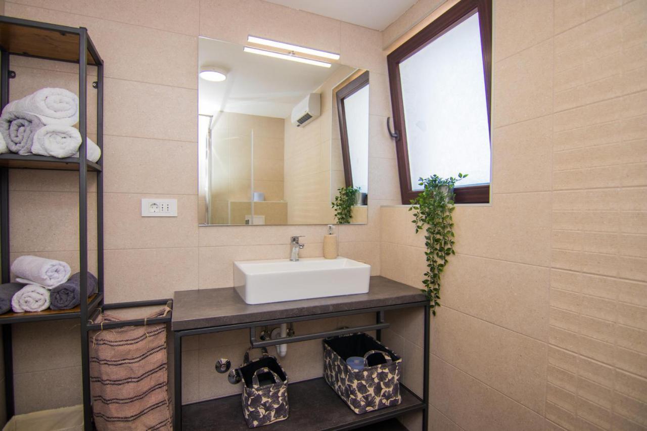 מאלינסקה Apartments Aki מראה חיצוני תמונה