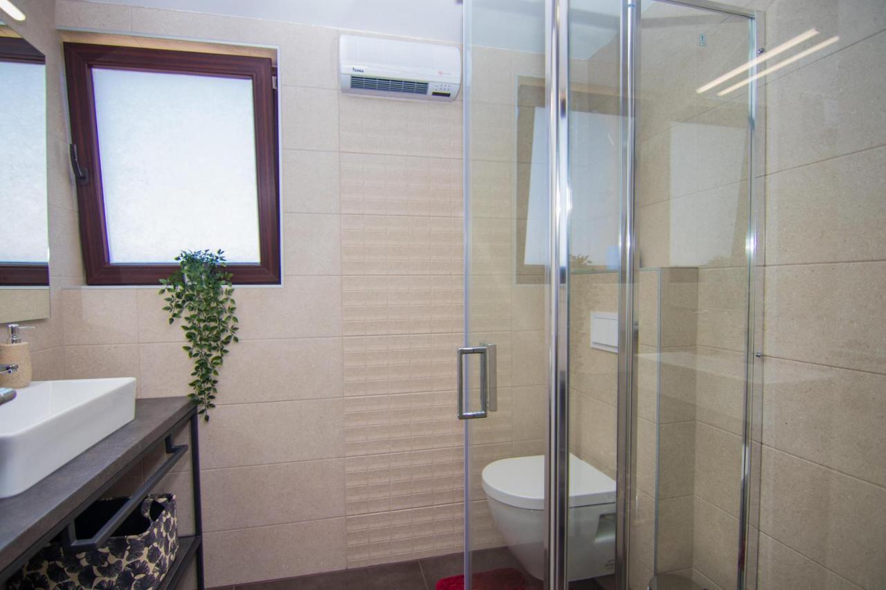 מאלינסקה Apartments Aki מראה חיצוני תמונה